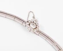 Charger l'image dans la galerie, collier en diamant et or gris des 1960
