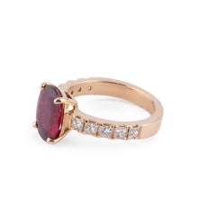 Charger l'image dans la galerie, Bague or jaune rubis et diamants princesse