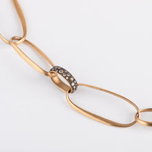 Charger l'image dans la galerie, Collier or rose brossé de la maison Pomellato collection Victoria