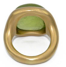 Charger l'image dans la galerie, Bague signée Pomellato ornée d'un péridot - adalgyseboutique