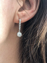 Charger l'image dans la galerie, Dormeuse en platine diamant