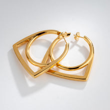 Charger l&#39;image dans la galerie, Boucles d&#39;oreille en or jaune de la maison Fred, modèle Success
