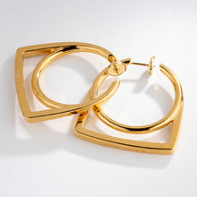 Charger l&#39;image dans la galerie, Boucles d&#39;oreille en or jaune de la maison Fred, modèle Success
