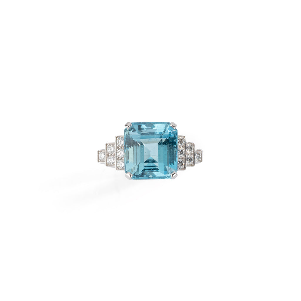 Bague en or gris et aigue-marine