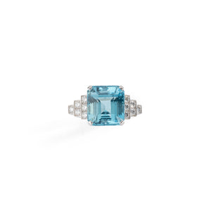 Bague en or gris et aigue-marine
