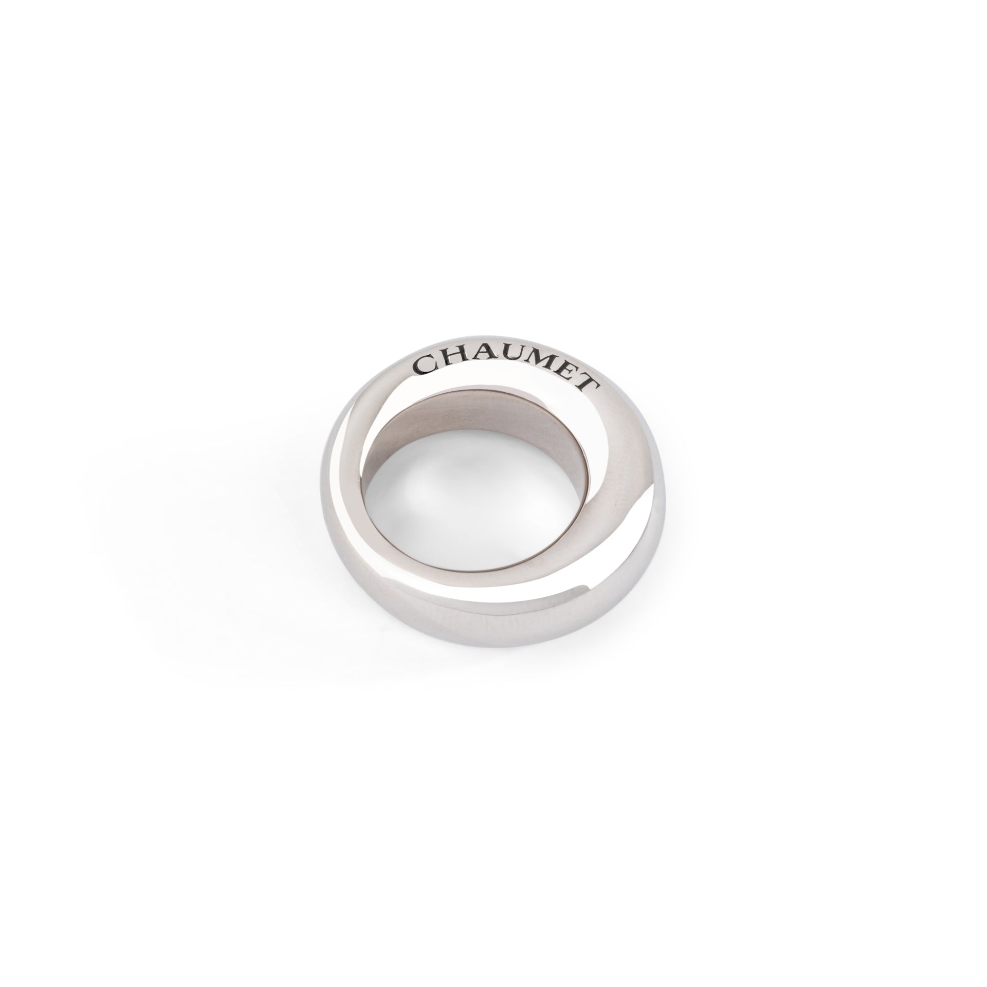 Bague jonc  de la maison Chaumet en or gris modèle anneau