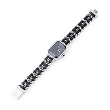 Charger l&#39;image dans la galerie, Montre Chanel Ma première en métal argenté
