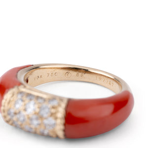 Bague Van Cleef &amp; Arpels, collection Philippine en corail