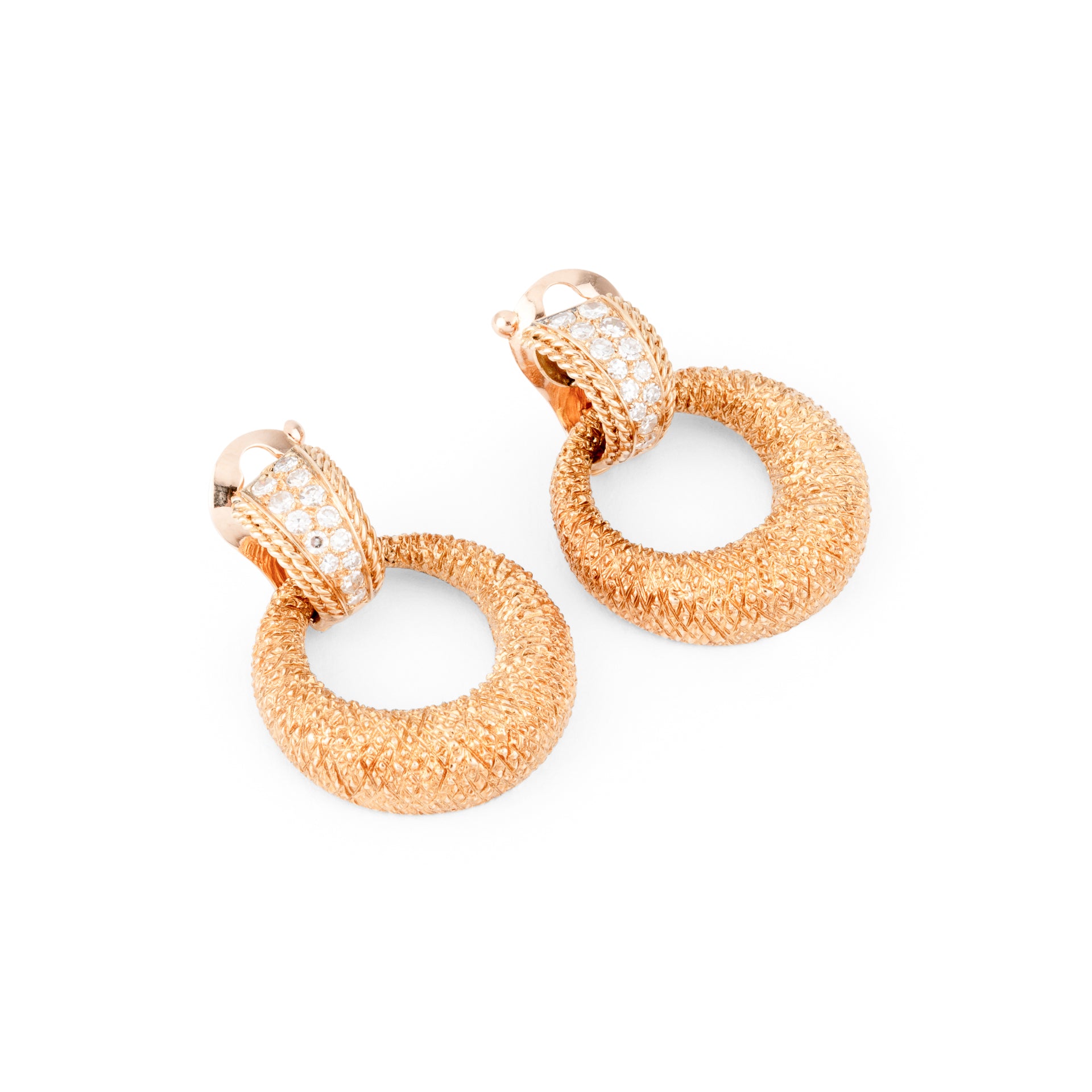 Boucles d'oreilles  de la maison Van Cleef & Arpel en or jaune et diamants