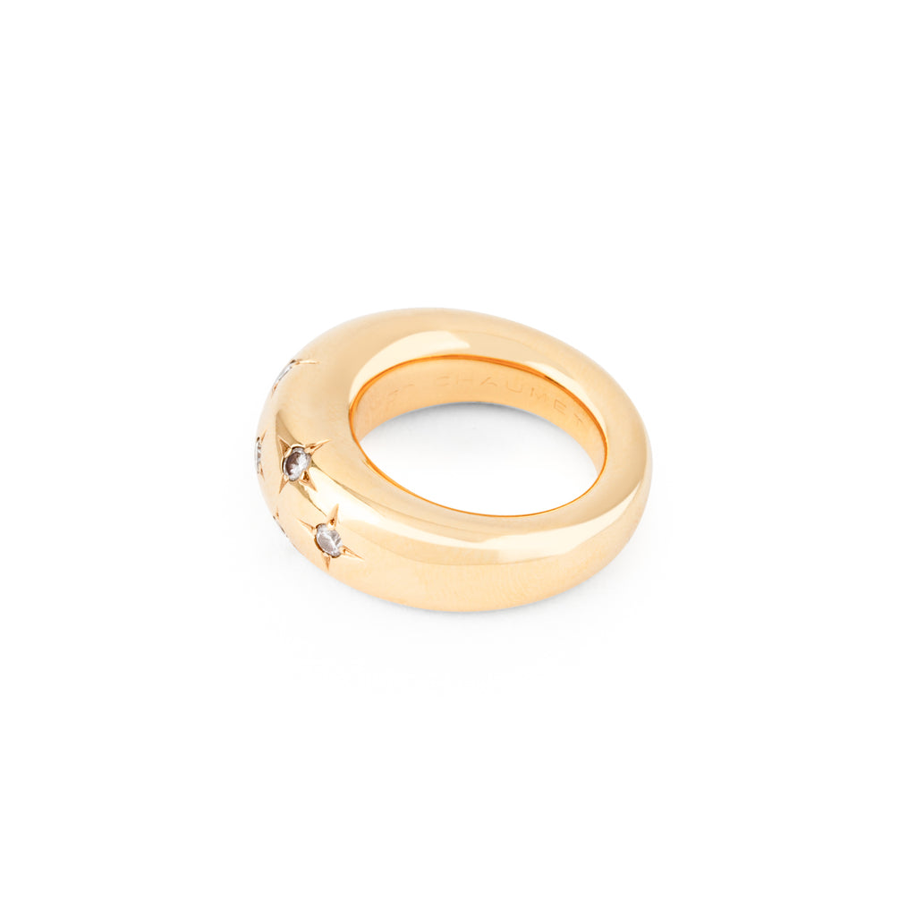 Bague jonc de la Maison Chaumet ornée de diamants