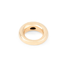 Charger l&#39;image dans la galerie, Bague jonc de la Maison Chaumet ornée de diamants
