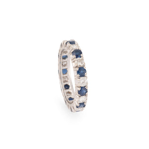 Alliance américaine en or gris,diamant et saphir .