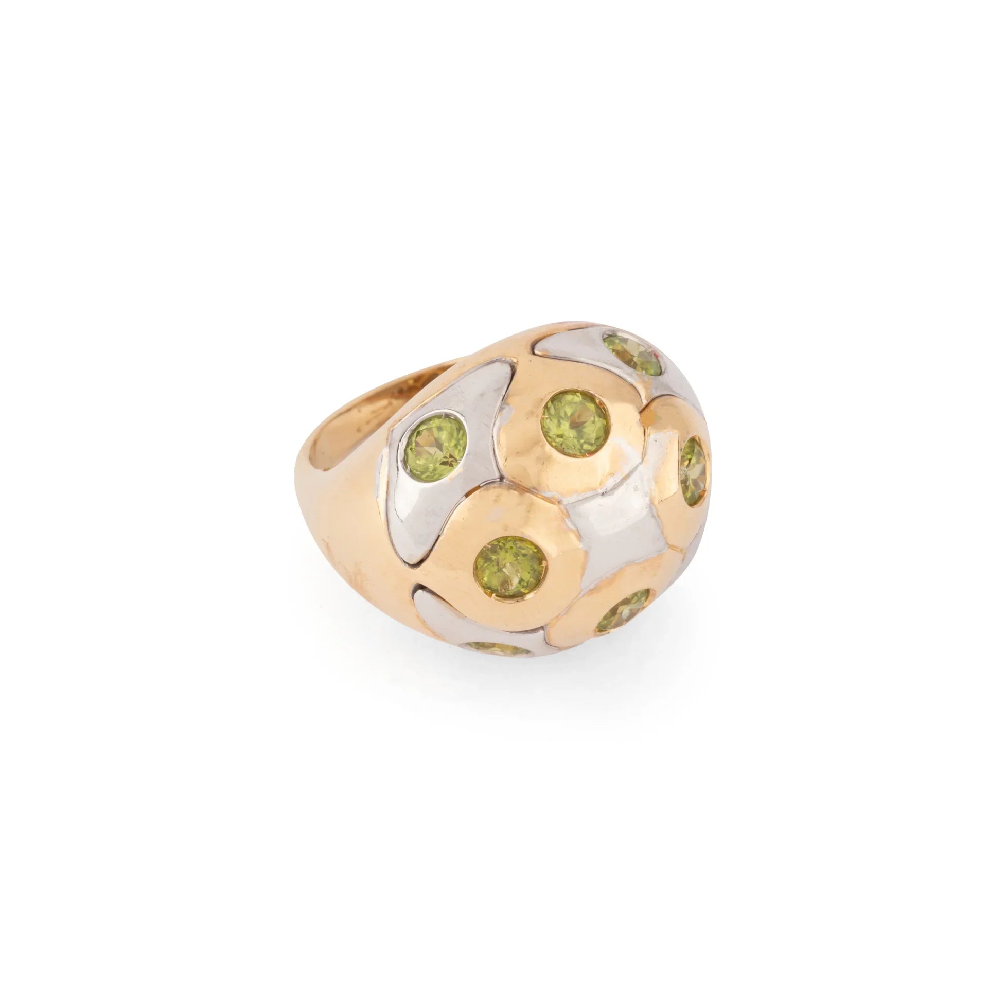Bague boule de la maison Bvlgari en péridot  en or bi-colore