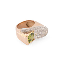 Charger l&#39;image dans la galerie, Bague tank or rose et platine en diamant et péridot
