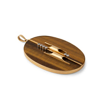 Charger l&#39;image dans la galerie, Pendentif en œil-de-tigre orné d’un motif géométrique en or jaune

