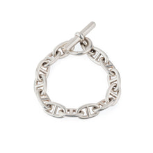 Charger l&#39;image dans la galerie, Bracelet en argent de la maison Hermès modèle iconique chaine d&#39;ancre.
