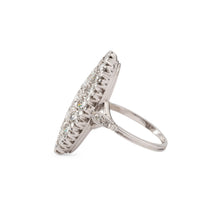 Charger l&#39;image dans la galerie, Bague marquise en or gris entièrement sertie de diamants
