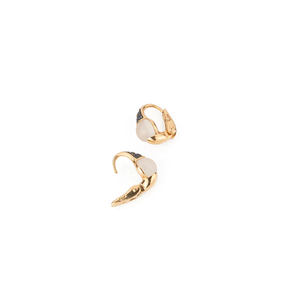 Paire de boucles d'oreilles M'ama Non M'ama de la maison Pomellato