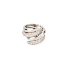 Charger l&#39;image dans la galerie, Bague de la maison Chaumet, collection Tango en diamant
