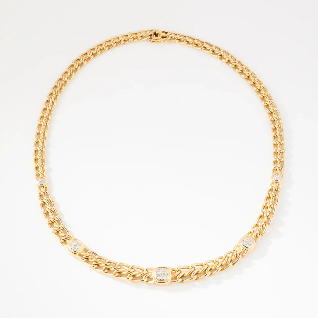 Collier or jaune maille gourmette intercalé de maillon en  diamant