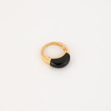 Charger l'image dans la galerie, Bague or jaune et onyx de la maison Cartier
