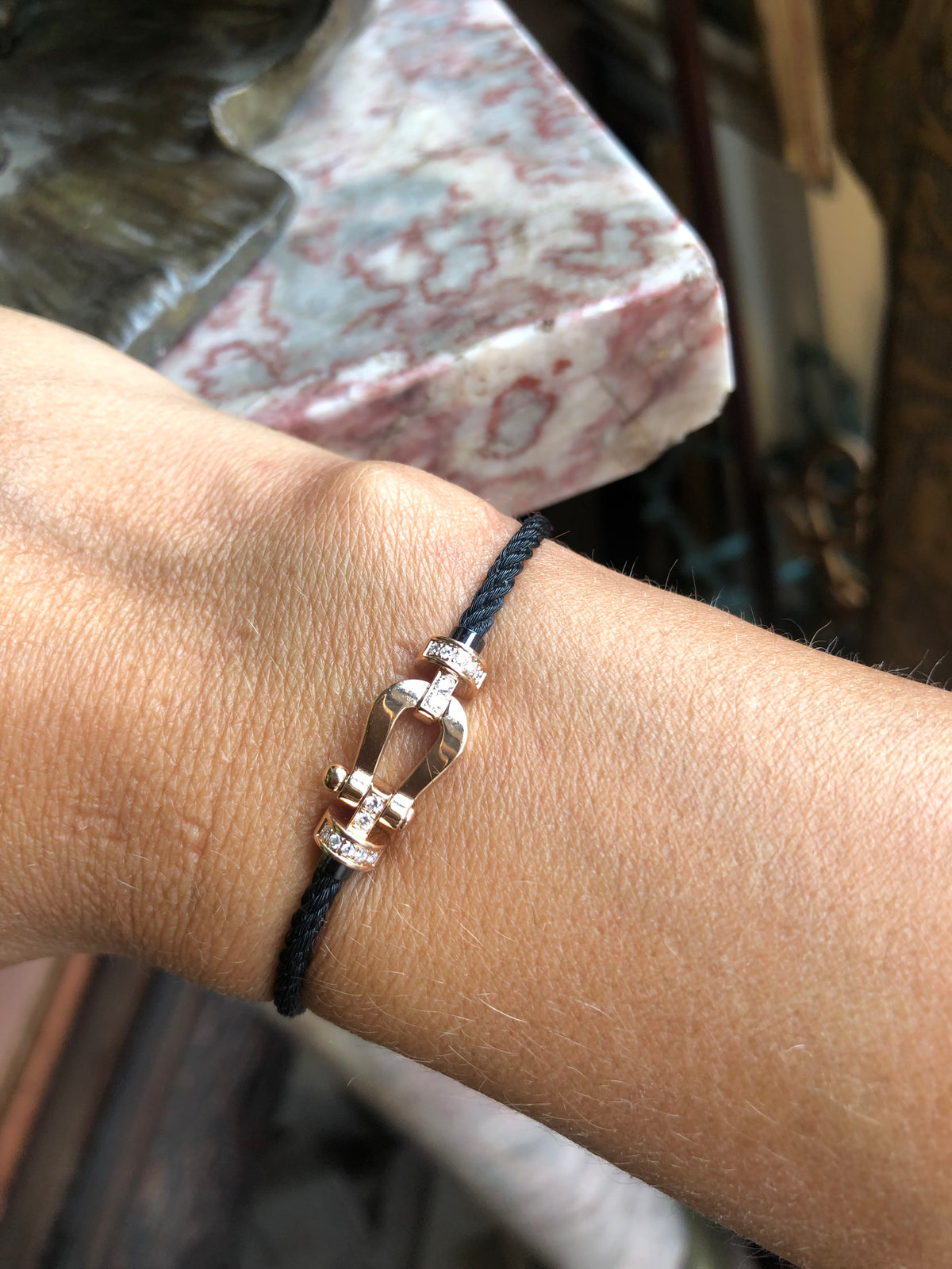 Bracelet rose et diamants force 10 de la maison Fred