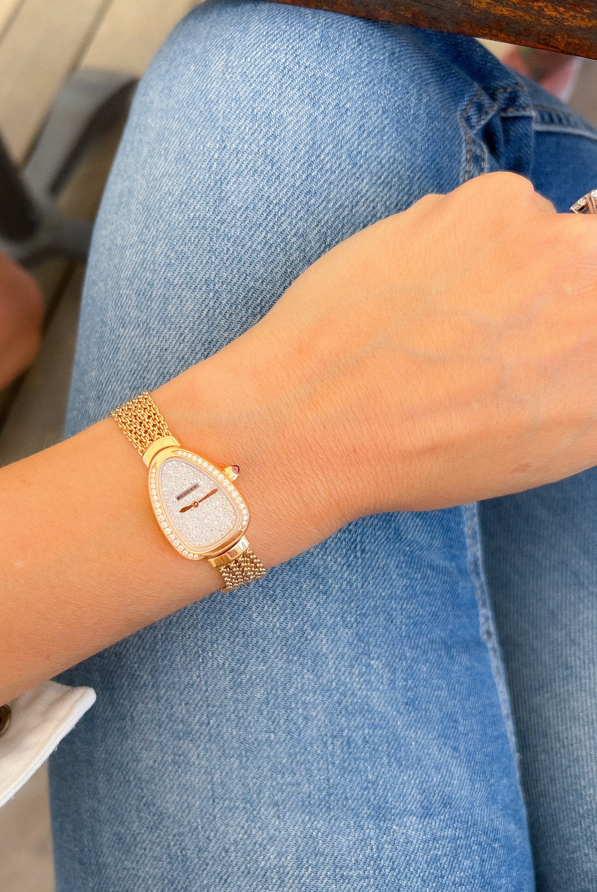 Montre Bvlgari collection Serpenti en or rose