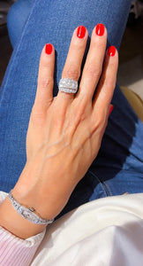Bague jarretière en platine et diamants