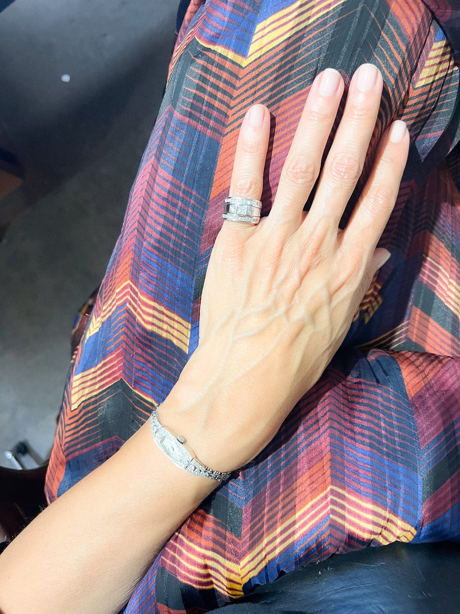 Bague or gris et diamant princesse