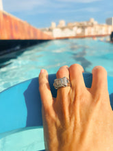 Charger l&#39;image dans la galerie, Bague platine et diamant Art Déco
