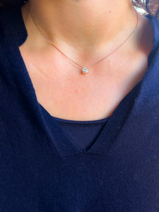 Pendentif orné d'un diamant taille ancienne or rose