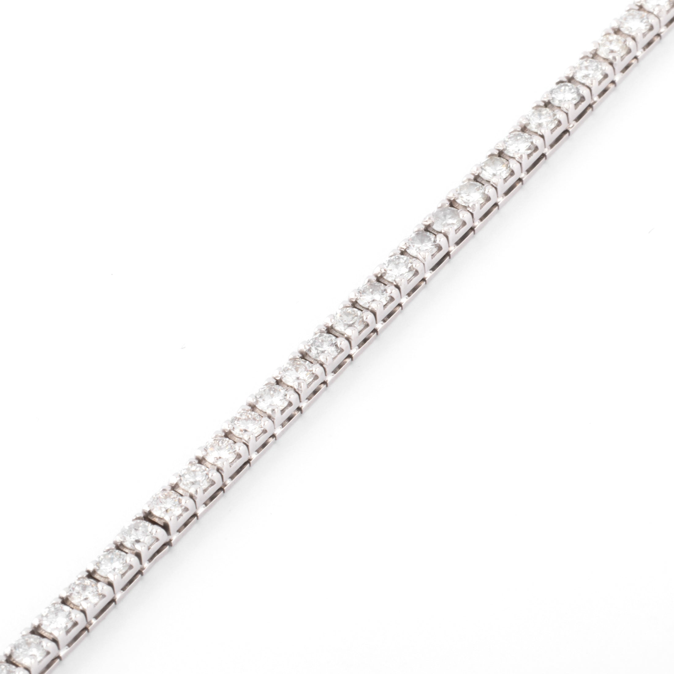 Bracelet Rivière en Or gris orné de diamant