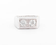 Charger l&#39;image dans la galerie, Bague chevaliere en platine ornée de 2 diamants
