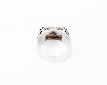Charger l&#39;image dans la galerie, Bague chevaliere en platine ornée de 2 diamants
