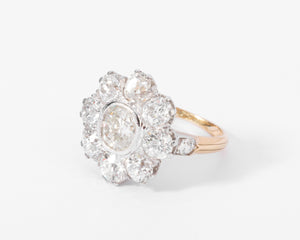 Bague marguerite en diamant