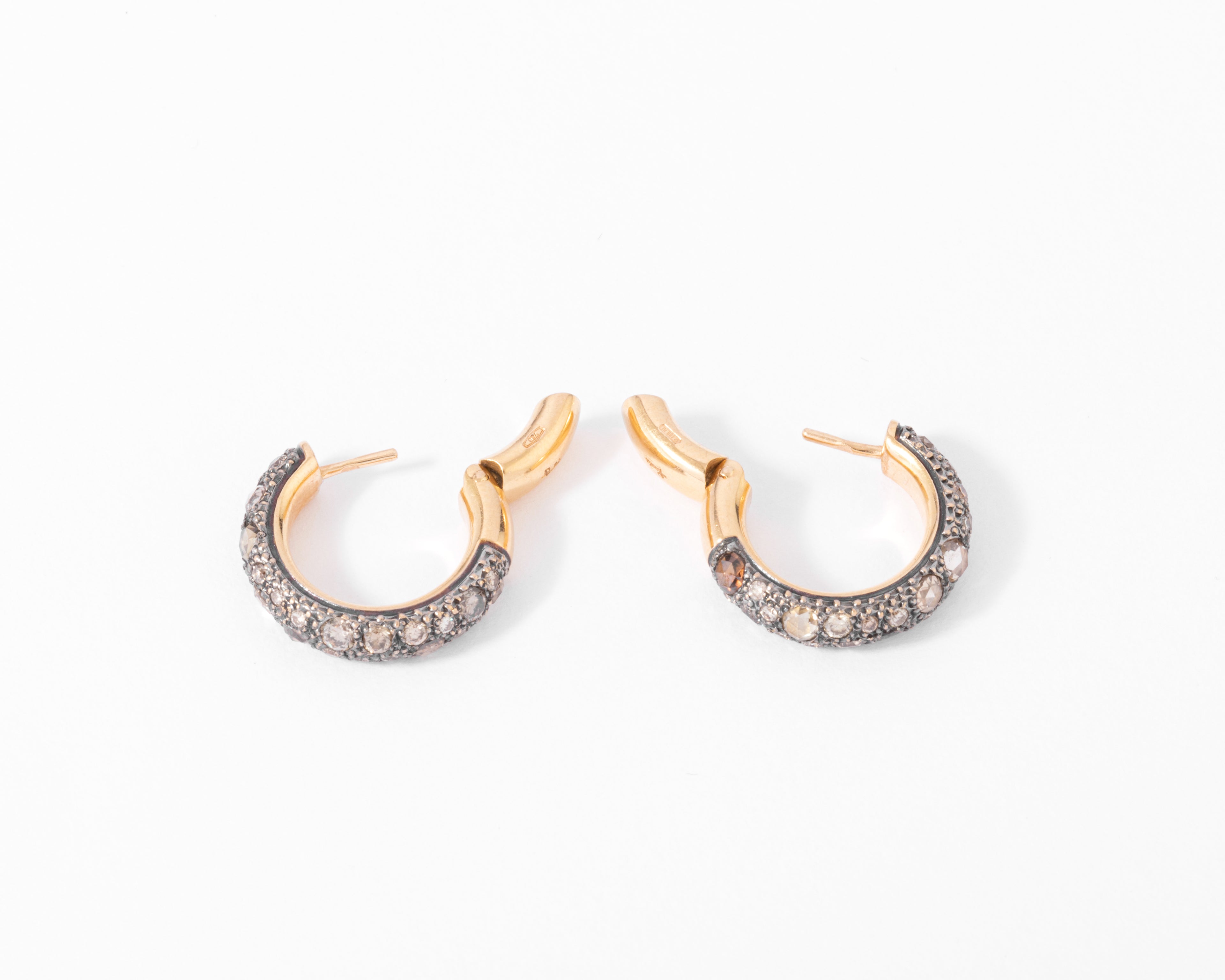 Boucles d'oreilles signées de la maison italienne Pomellato,modèle Tango