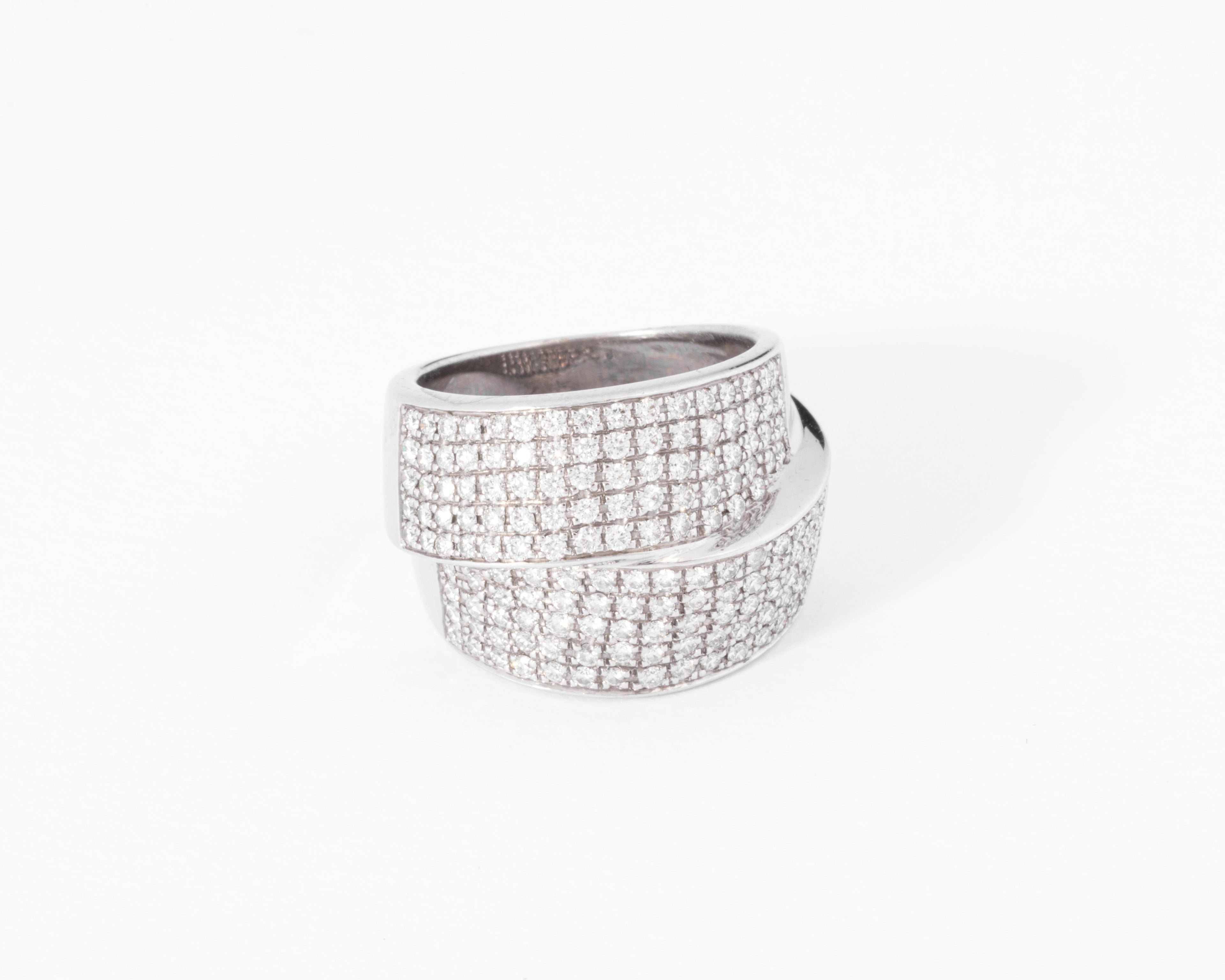 Bague double ruban en Diamant