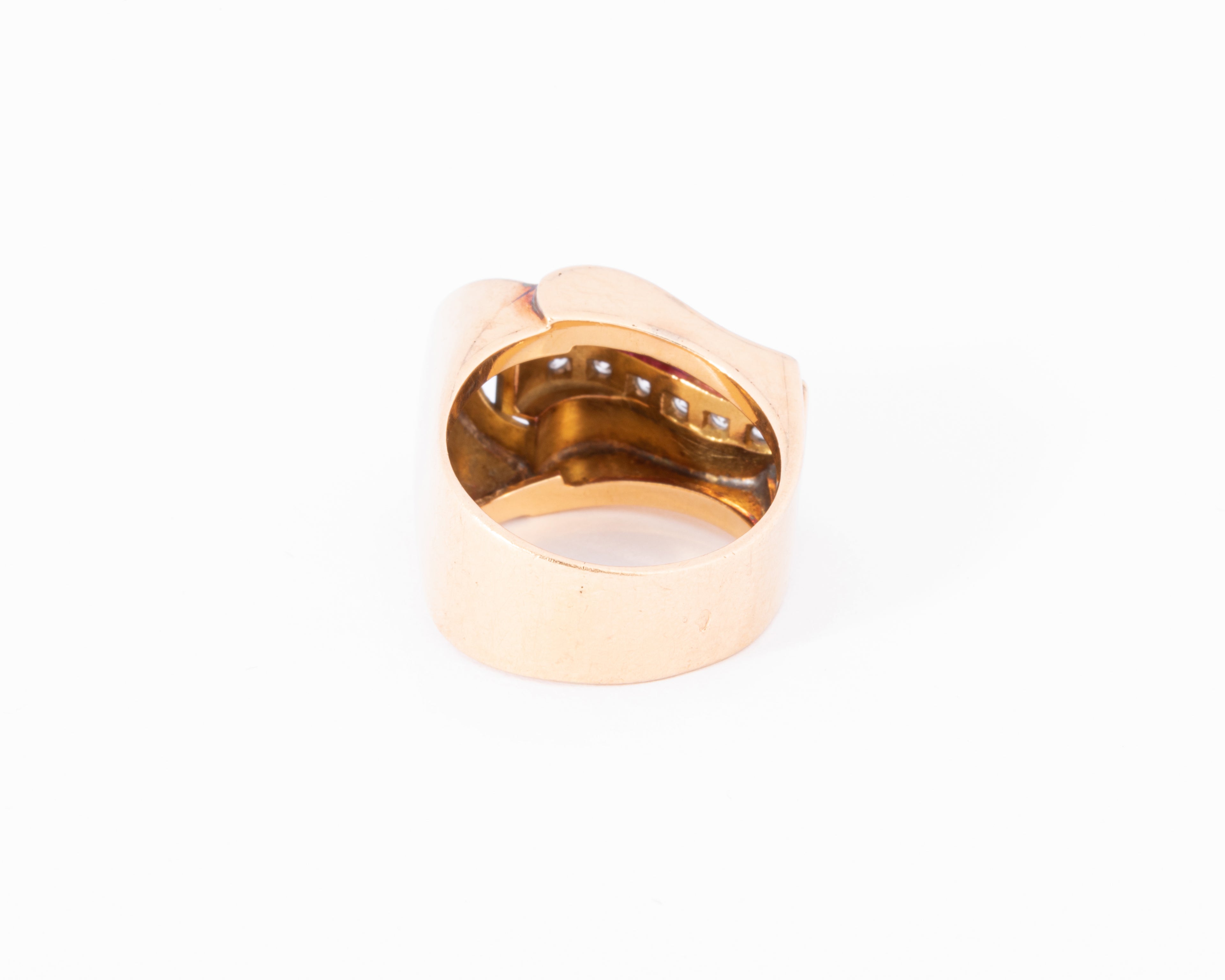 Bague tank en or rose,diamant et rubis  de synthèses