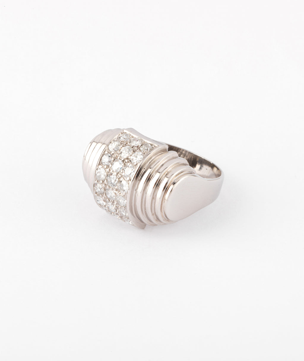 Bague platine et diamant à gradins