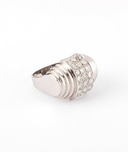 Bague platine et diamant à gradins