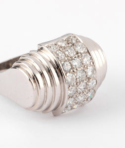 Bague platine et diamant à gradins