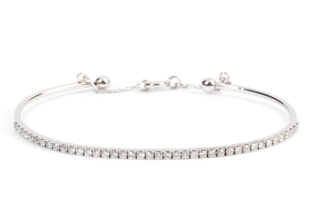 Bracelet demi jonc or gris et diamant sur le dessus