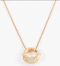 Charger l&#39;image dans la galerie, Collier signé de la maison Chaumet modèle anneau
