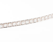 Charger l&#39;image dans la galerie, Bracelet rivière en diamant et platine
