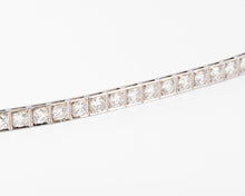 Charger l&#39;image dans la galerie, Bracelet rivière en diamant et platine
