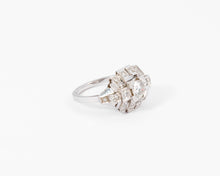 Charger l&#39;image dans la galerie, Bague des années 1930 en diamant
