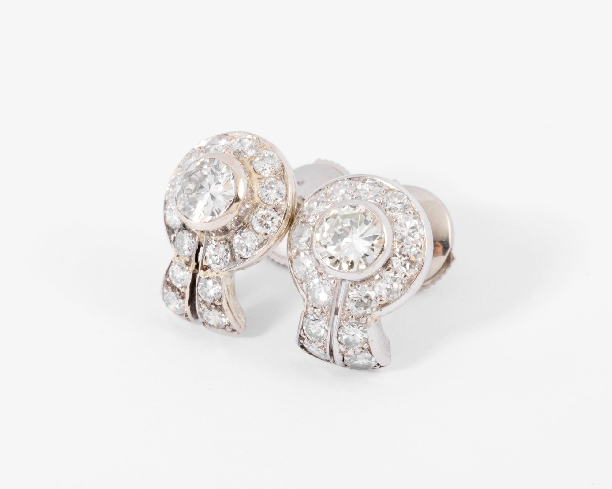 Boucles d'oreilles en diamants et platine