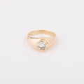 Bague solitaire sur or jaune diamant demi taille