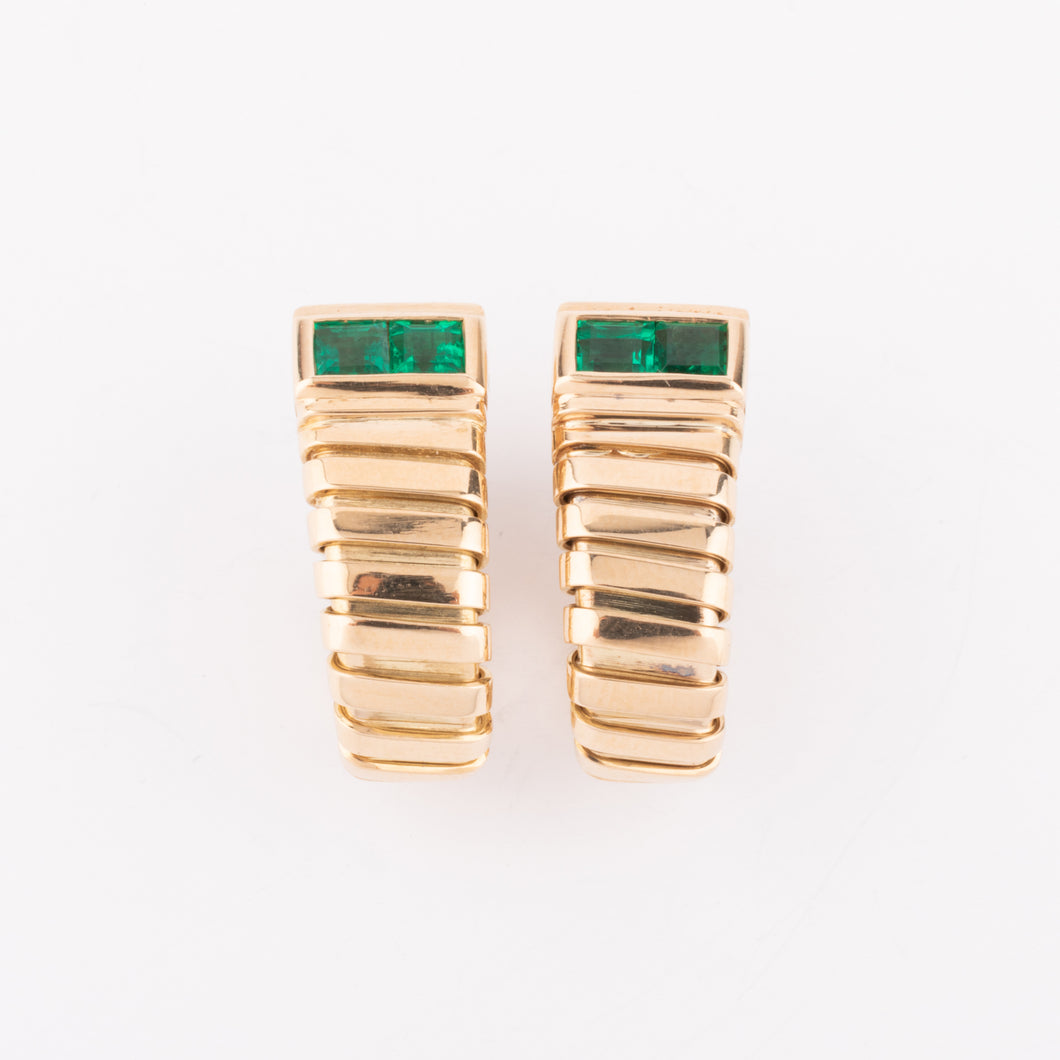Boucles d'oreilles de la maison Bvlgari en émeraudes sur or jaune