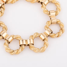 Charger l&#39;image dans la galerie, Bracelet or jaune anneaux torsadés  de la maison Chaumet
